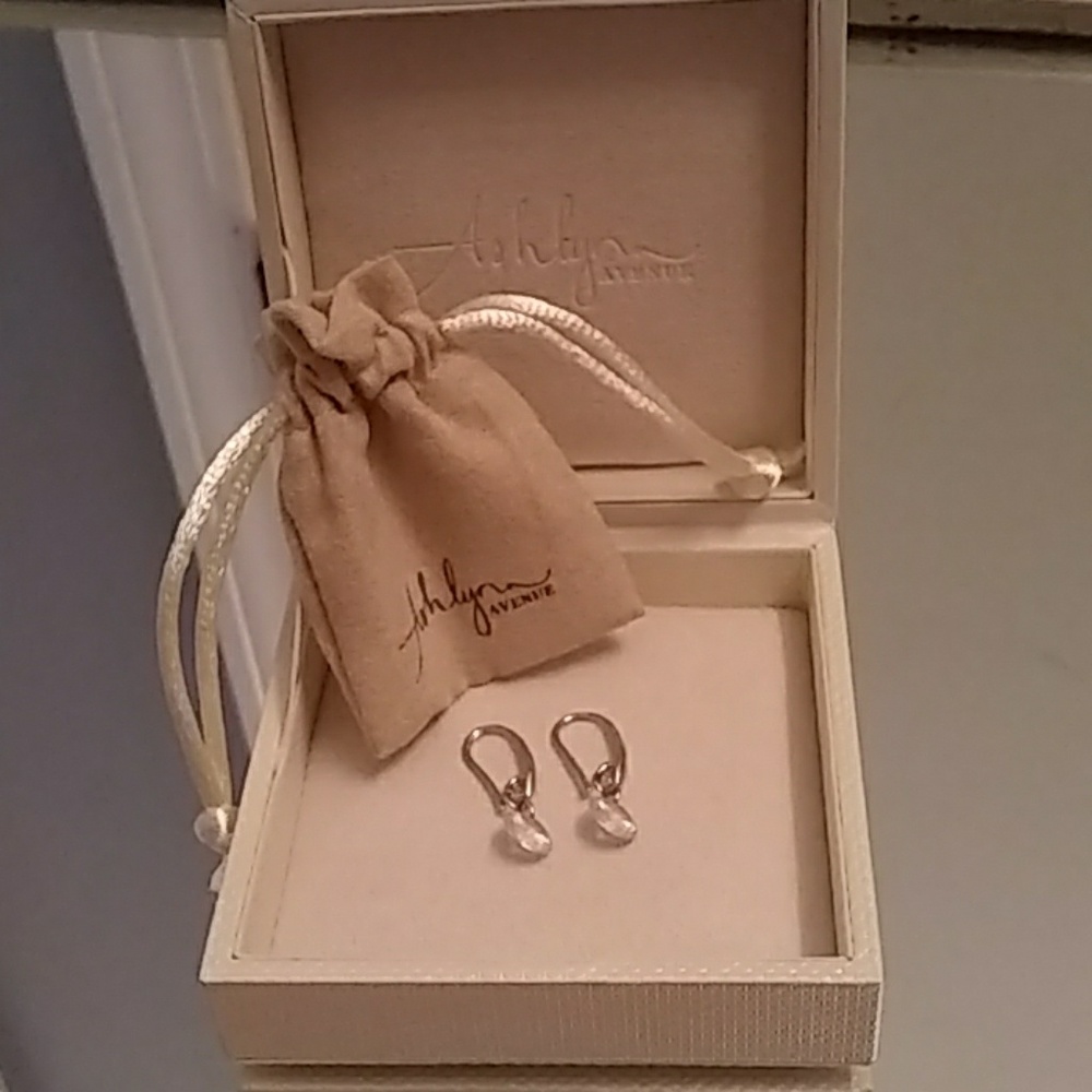 Ashlynn Avenue Symphony Faye Button Drop Earrings